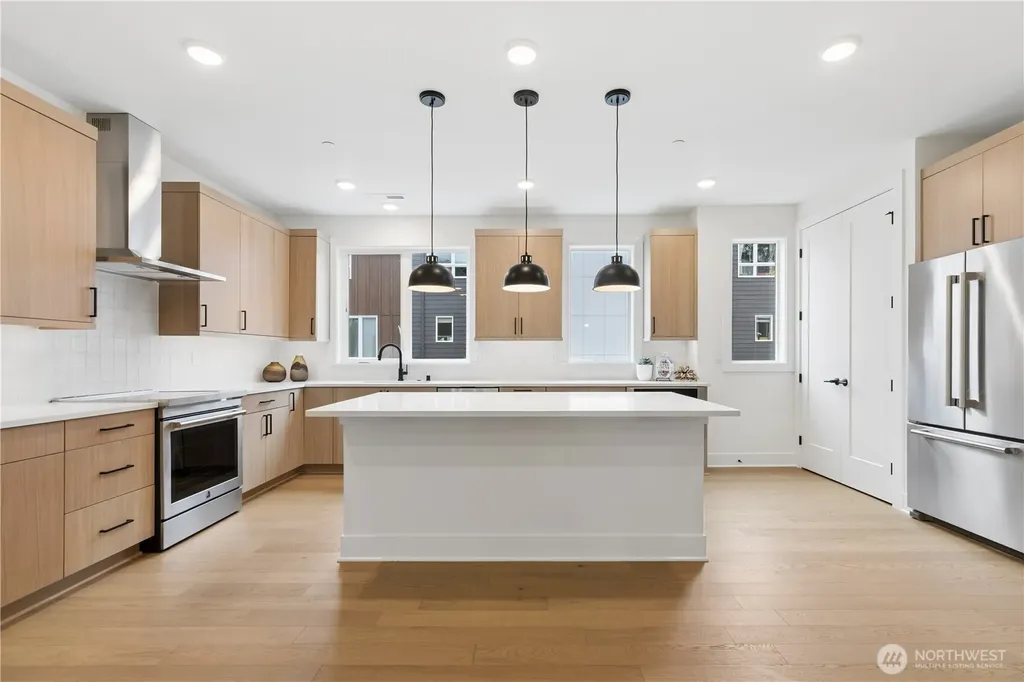 12207 137th Place NE Redmond WA 98052
