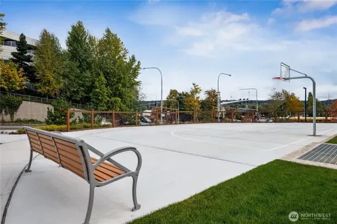12207 137th Place NE Redmond WA 98052