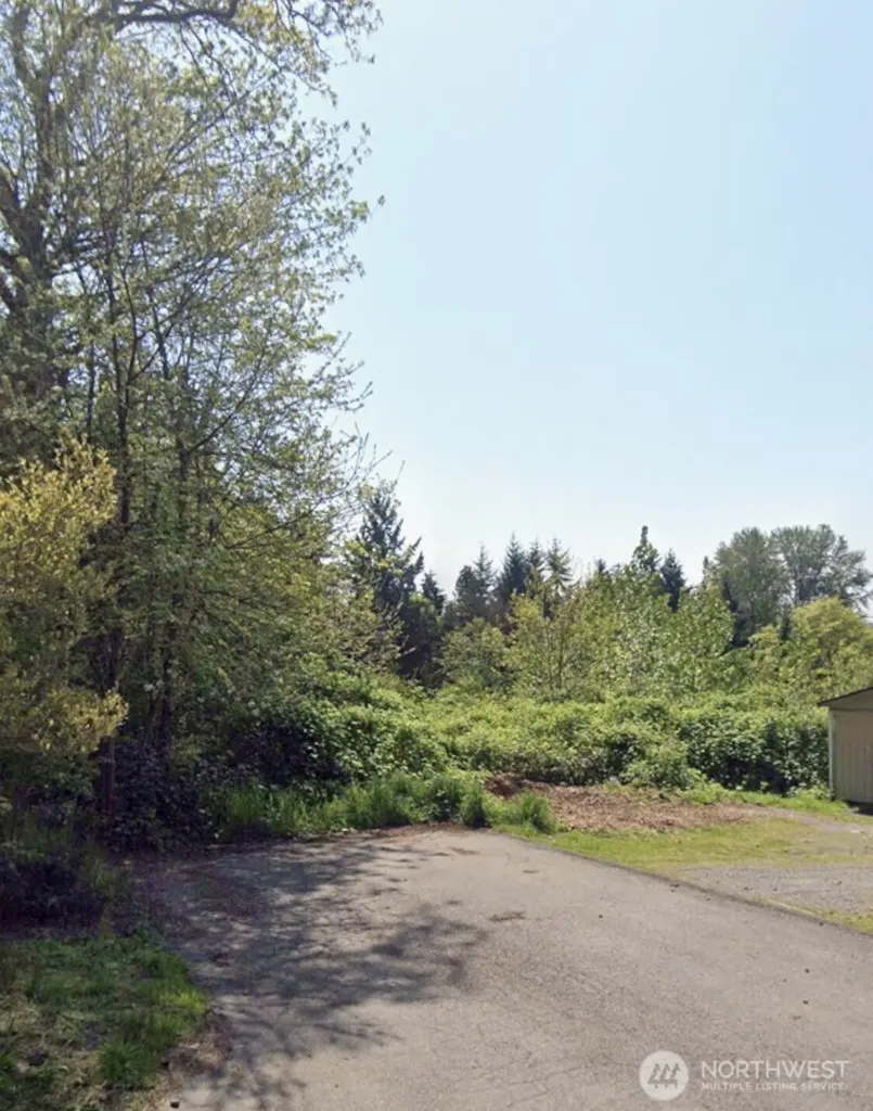322 108th Avenue SE Auburn WA 98092