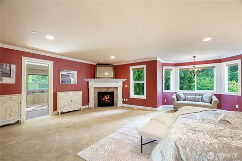 15025 SE 43rd Street Bellevue WA 98006