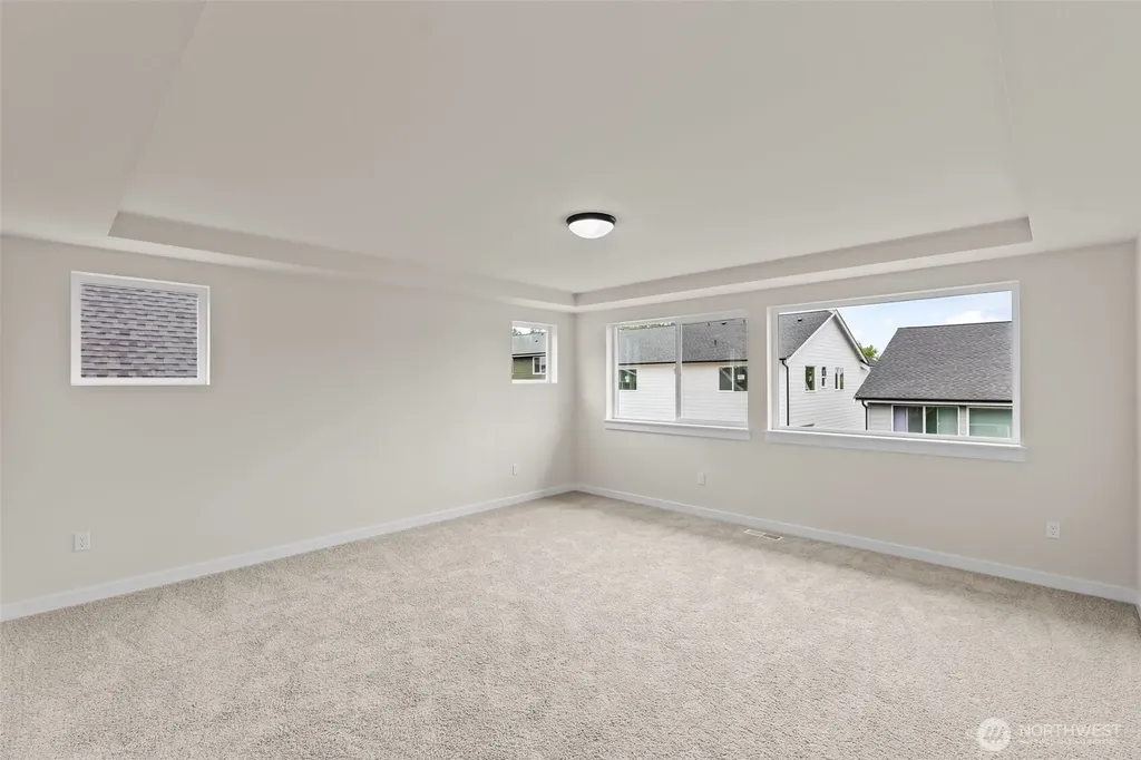 7165 91st Street E Puyallup WA 98371