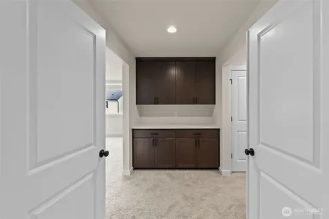 7165 91st Street E Puyallup WA 98371