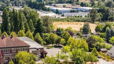 565 S Director Seattle WA 98108