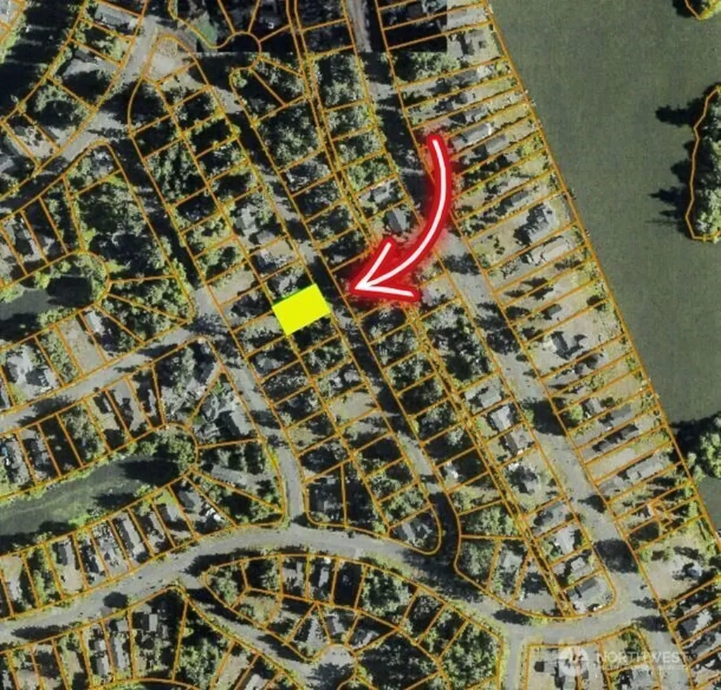 657 Sollecks Avenue SE Ocean Shores WA 98569