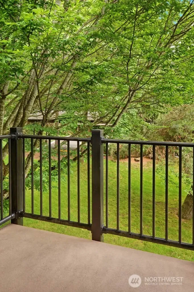 9805 Avondale Road NE Redmond WA 98052