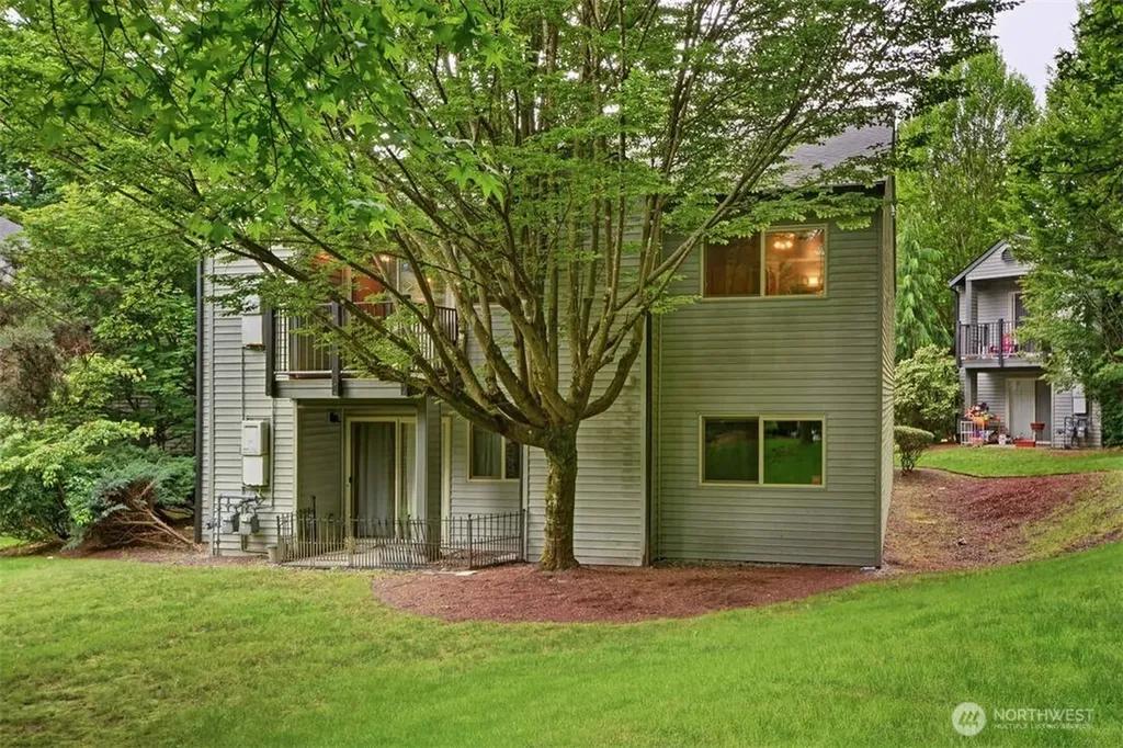 9805 Avondale Road NE Redmond WA 98052