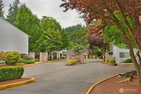 9805 Avondale Road NE Redmond WA 98052