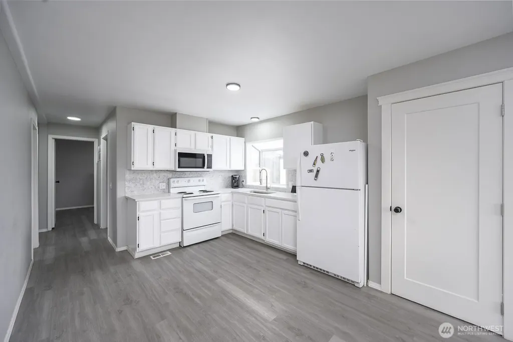 4000 Longview Street NE Moses Lake WA 98837