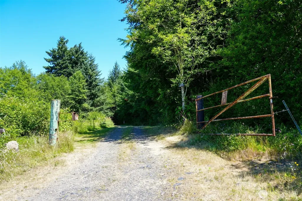 21500 Tono Road SE Centralia WA 98531