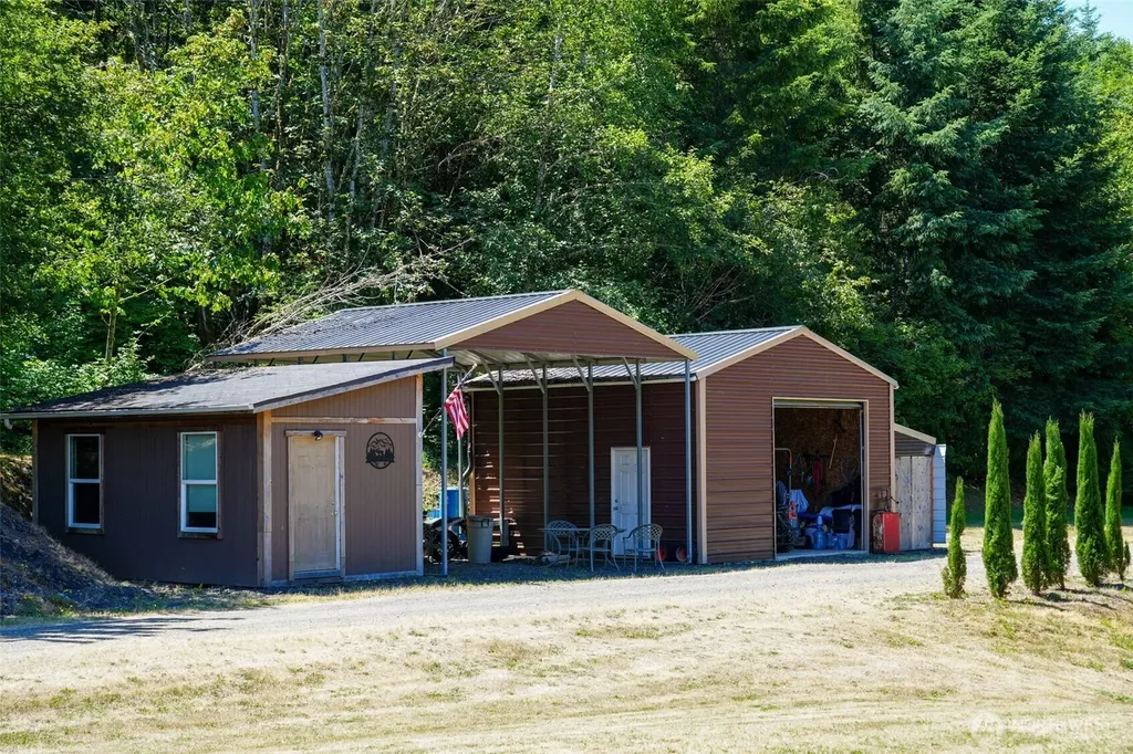 21500 Tono Road SE Centralia WA 98531