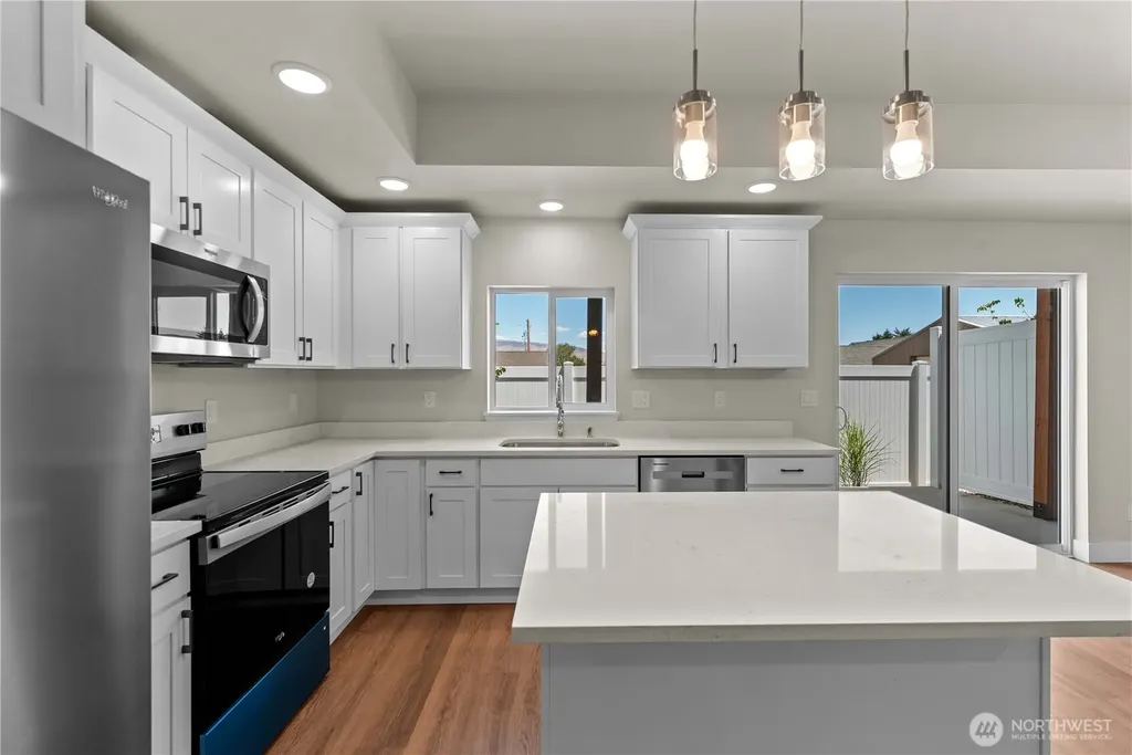 1030 Finch Lane Wenatchee WA 98801