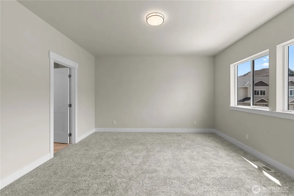 1030 Finch Lane Wenatchee WA 98801