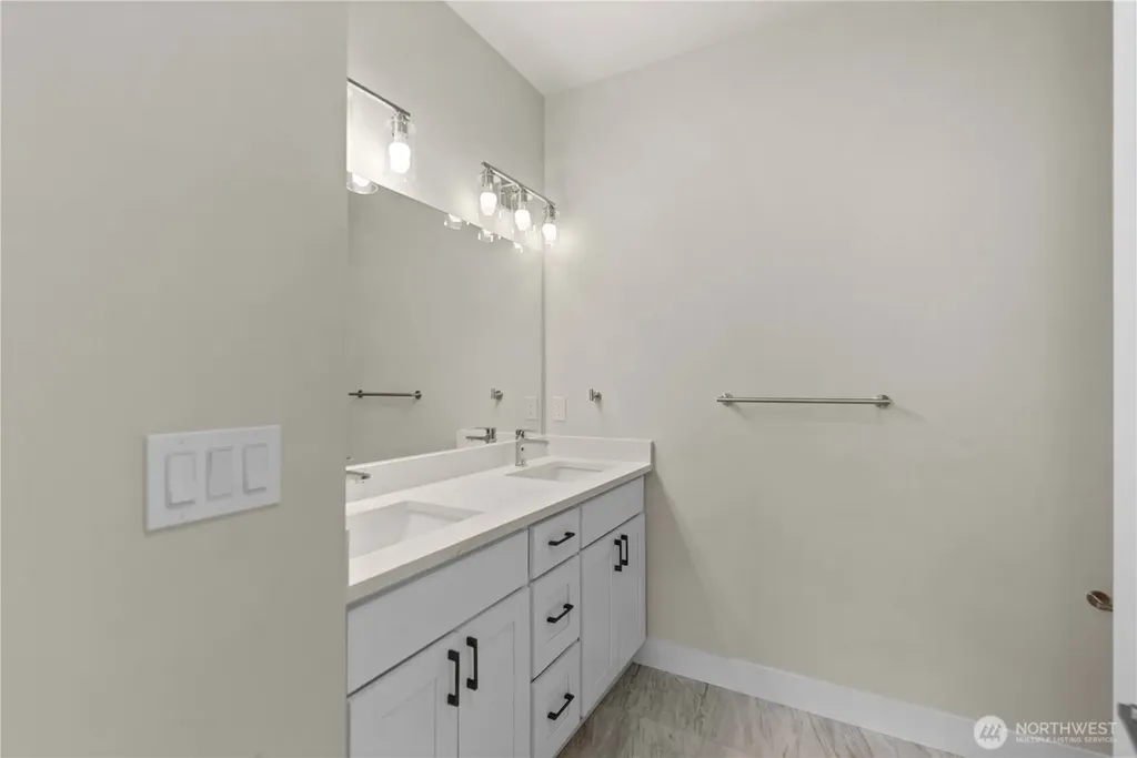 1030 Finch Lane Wenatchee WA 98801