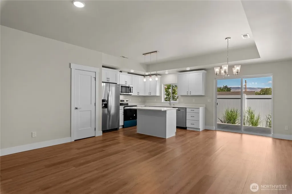1030 Finch Lane Wenatchee WA 98801