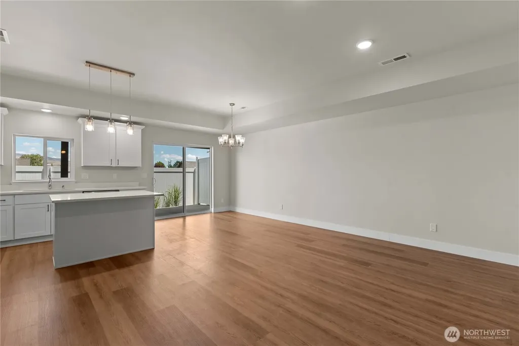 1030 Finch Lane Wenatchee WA 98801