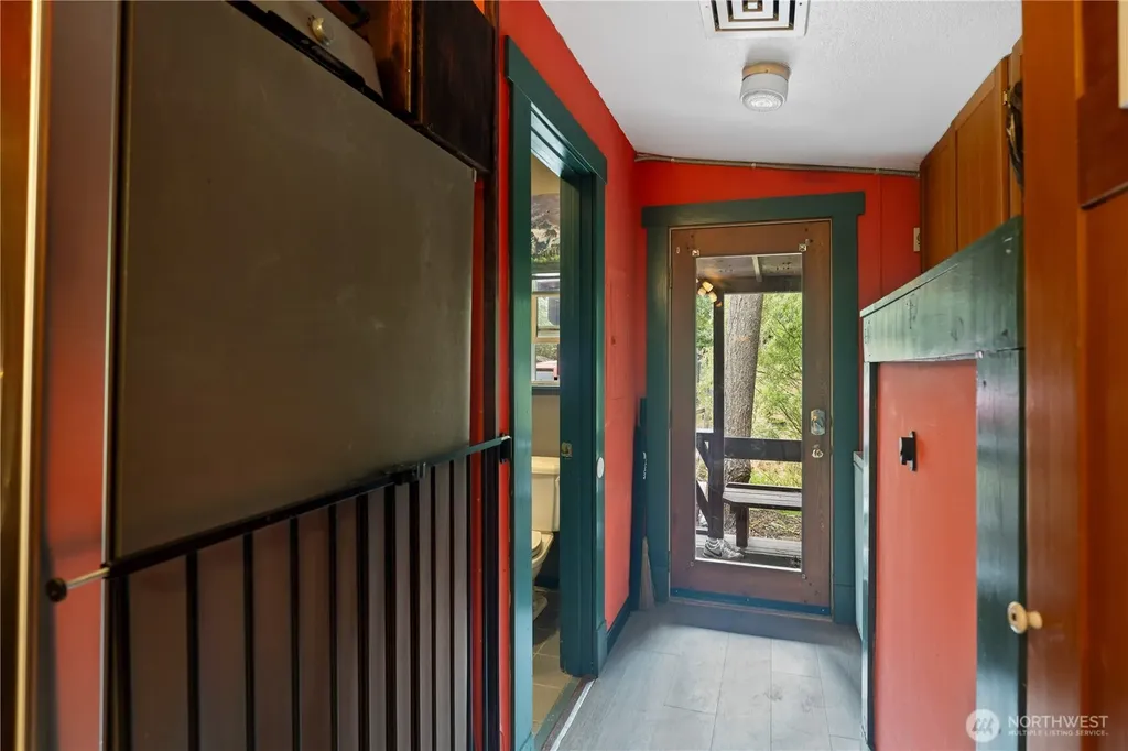 5818 Everson Goshen Bellingham WA 98226