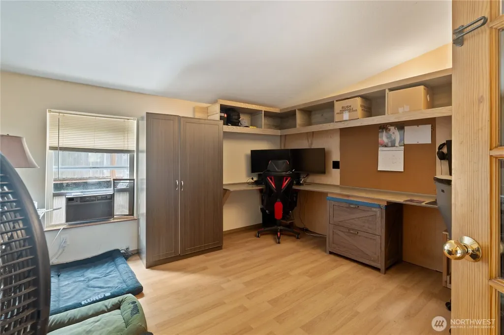 5818 Everson Goshen Bellingham WA 98226