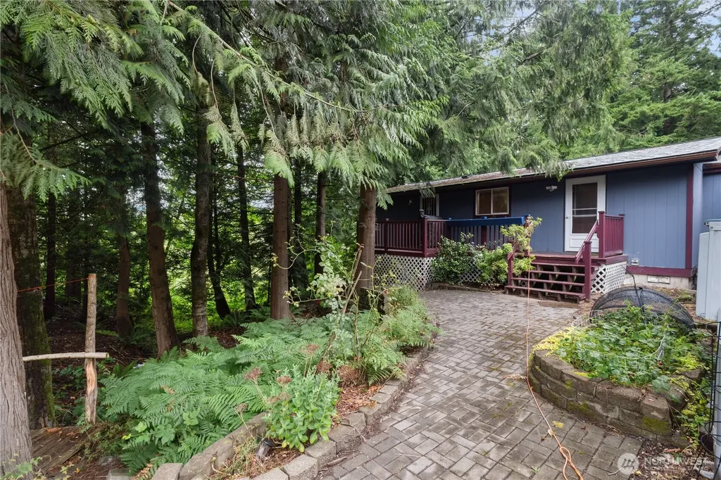 5818 Everson Goshen Bellingham WA 98226