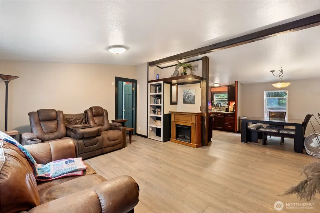 5818 Everson Goshen Bellingham WA 98226