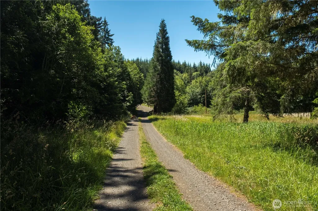 1048 Peters Road Port Angeles WA 98363