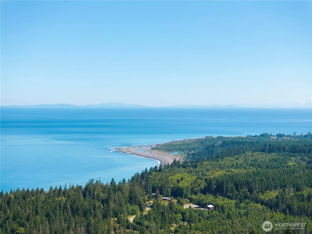 1048 Peters Road Port Angeles WA 98363