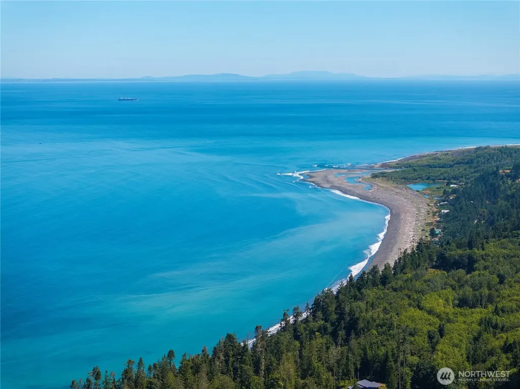 1048 Peters Road Port Angeles WA 98363