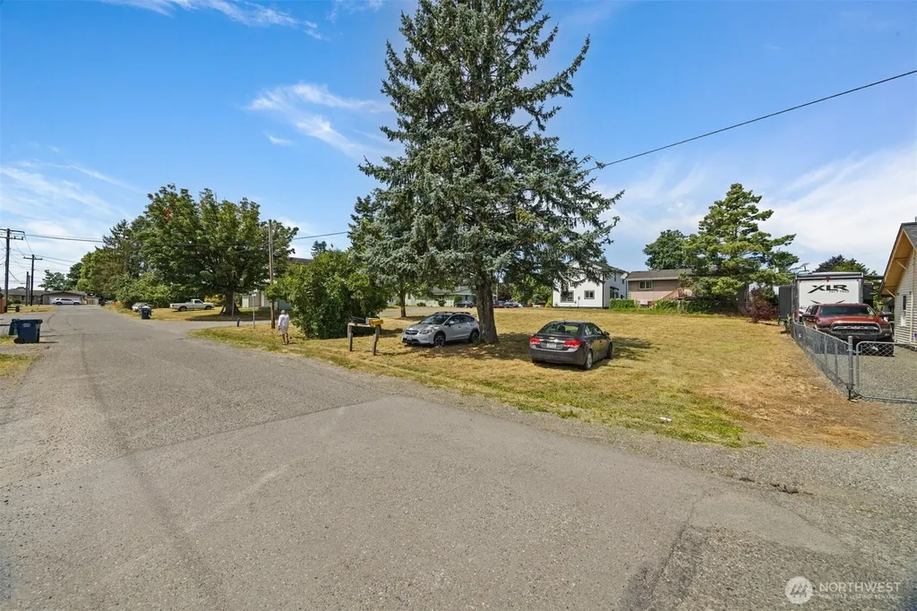 616 Strandell Street Everson WA 98247