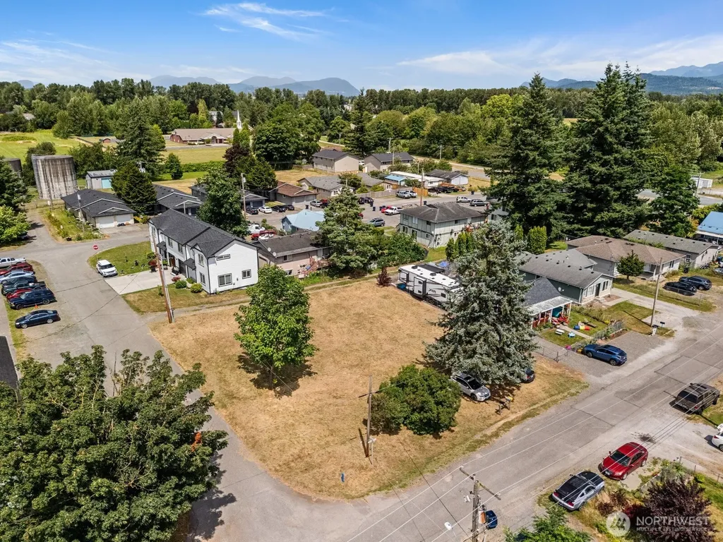 616 Strandell Street Everson WA 98247