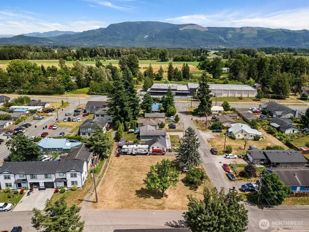 616 Strandell Street Everson WA 98247