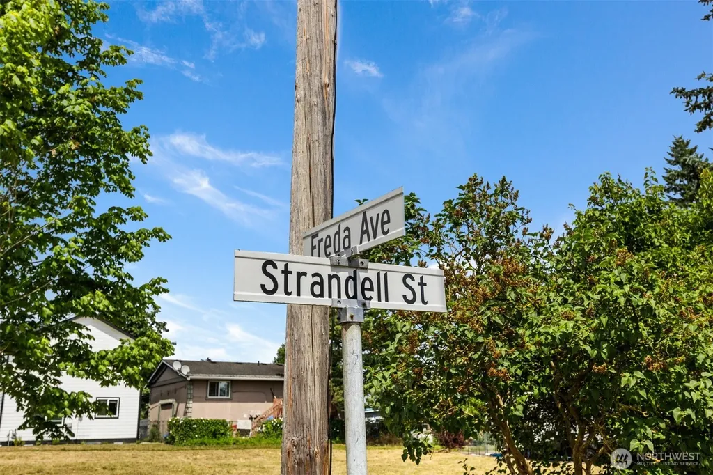 616 Strandell Street Everson WA 98247