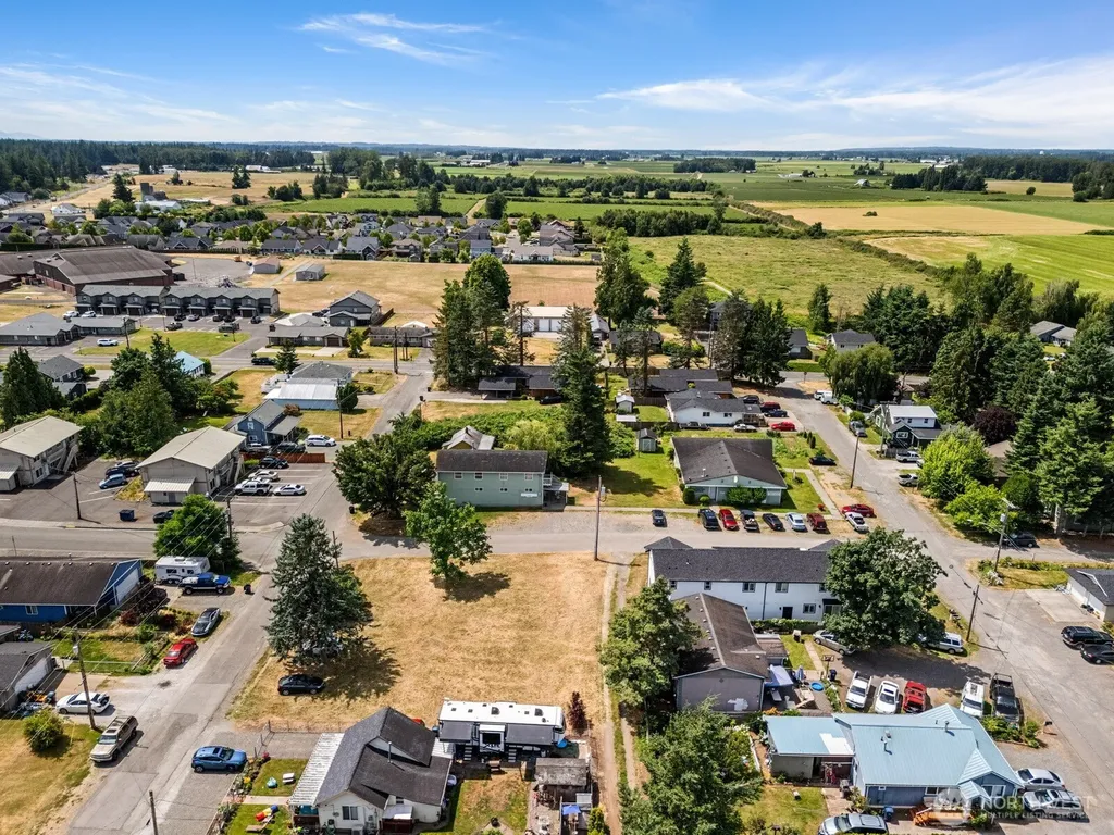 616 Strandell Street Everson WA 98247