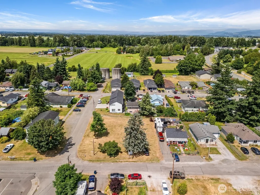 616 Strandell Street Everson WA 98247