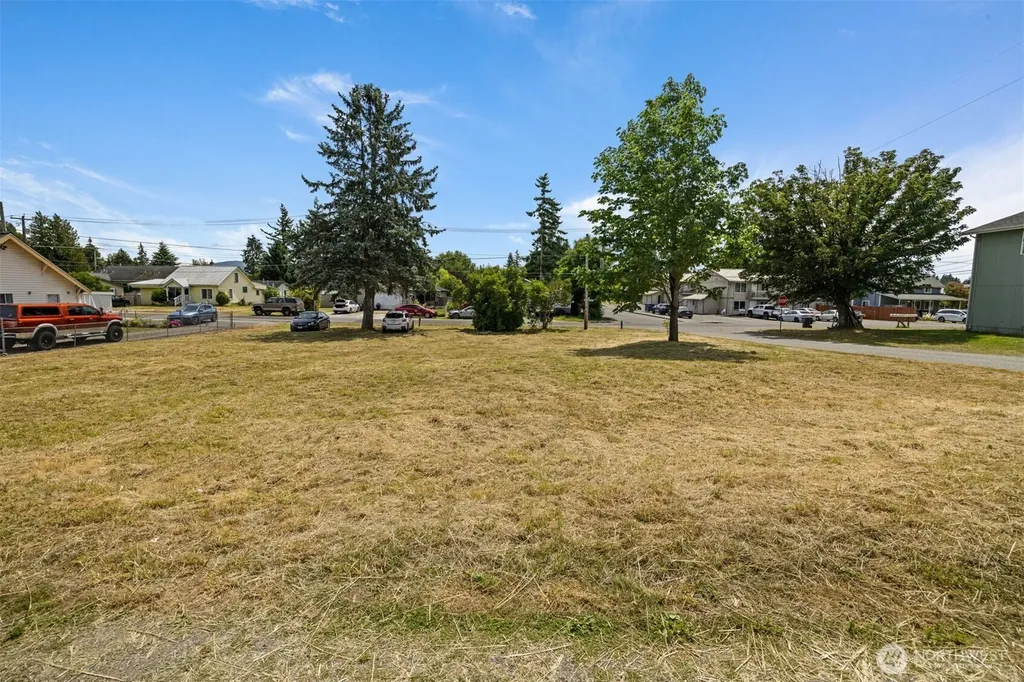 616 Strandell Street Everson WA 98247