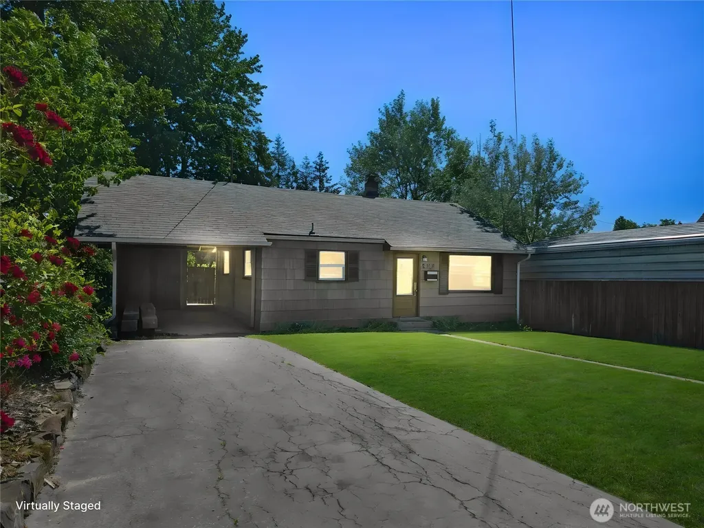837 NW Duffy Street Chehalis WA 98532