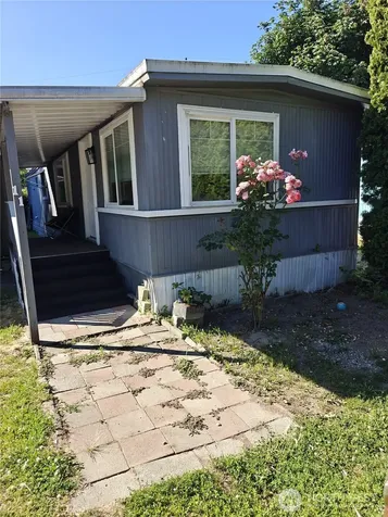 1720 Maple Lane Kent WA 98030