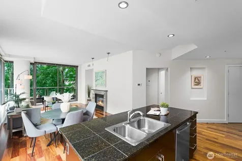 910 Lenora Street Seattle WA 98121