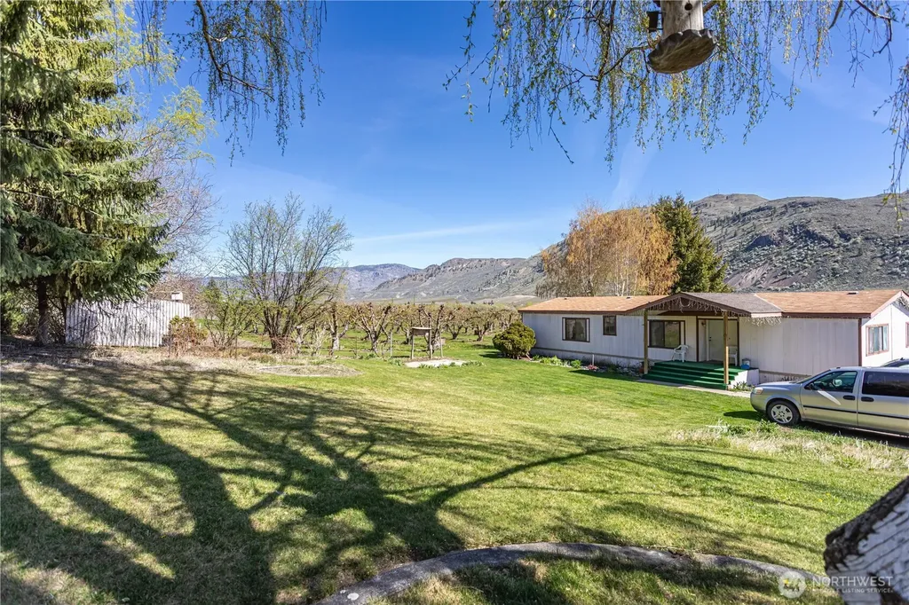 1096 Highway 7 Tonasket WA 98855