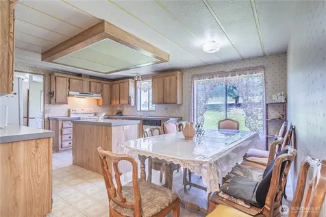 1096 Highway 7 Tonasket WA 98855