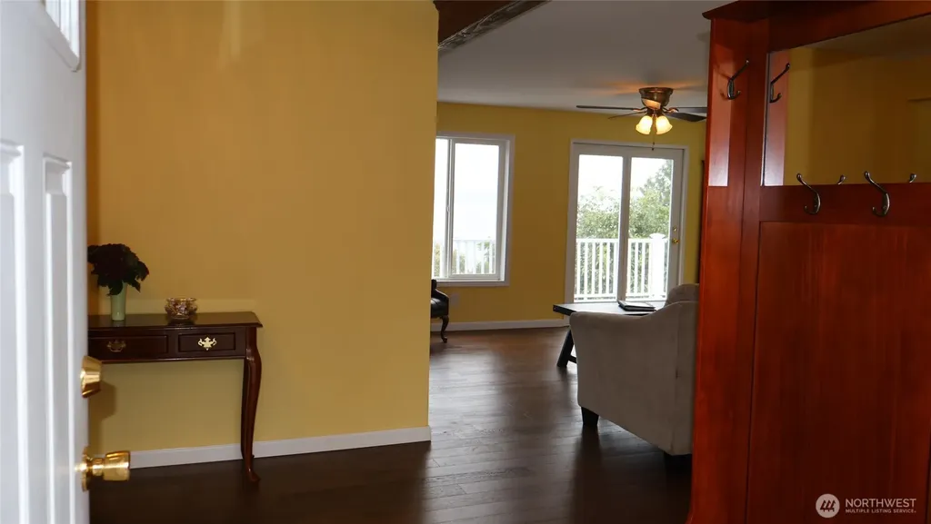 3140 E Washington Port Orchard WA 98366