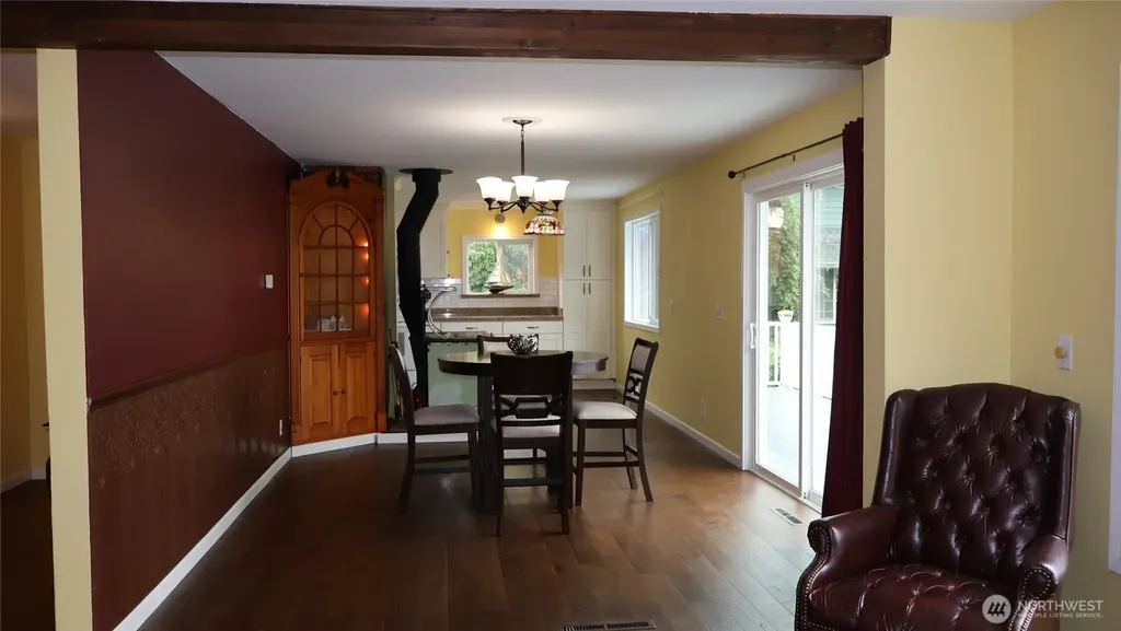 3140 E Washington Port Orchard WA 98366