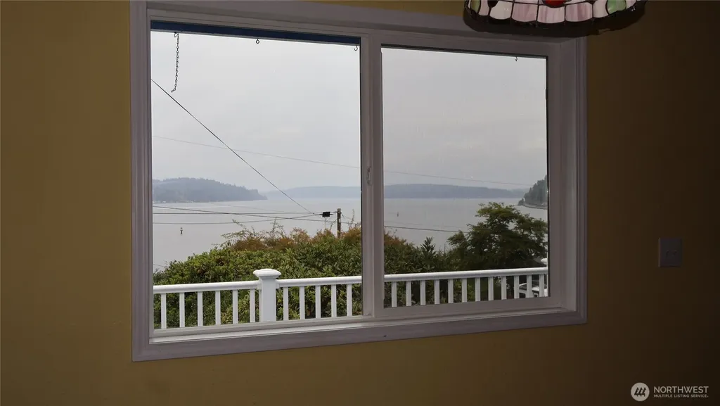 3140 E Washington Port Orchard WA 98366