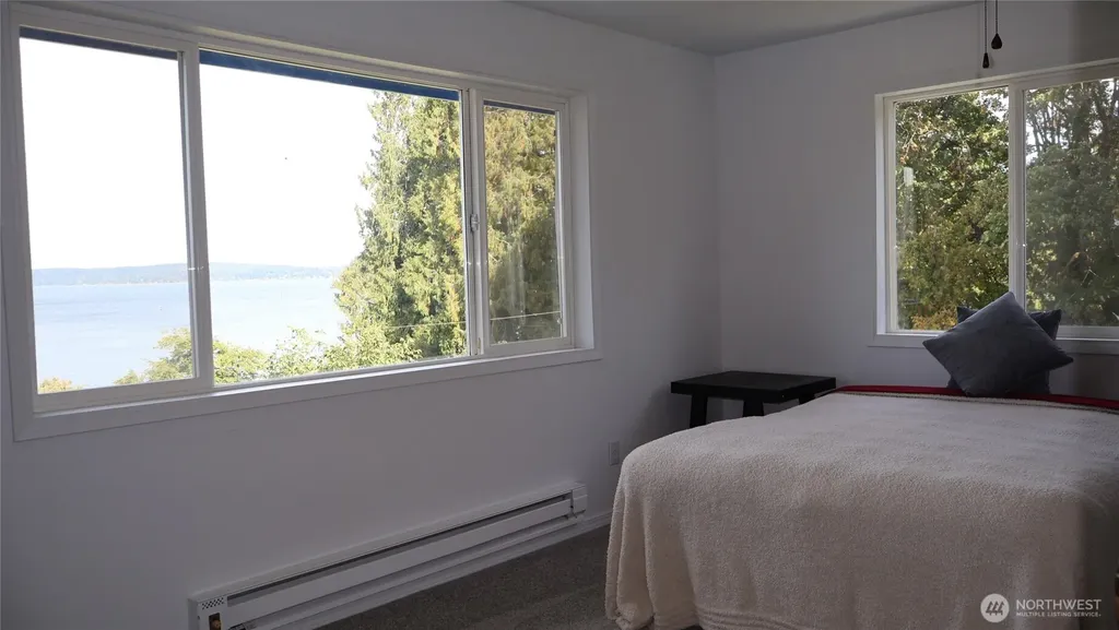 3140 E Washington Port Orchard WA 98366