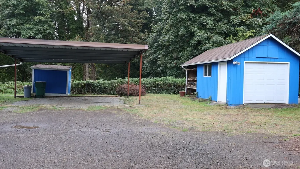 3140 E Washington Port Orchard WA 98366
