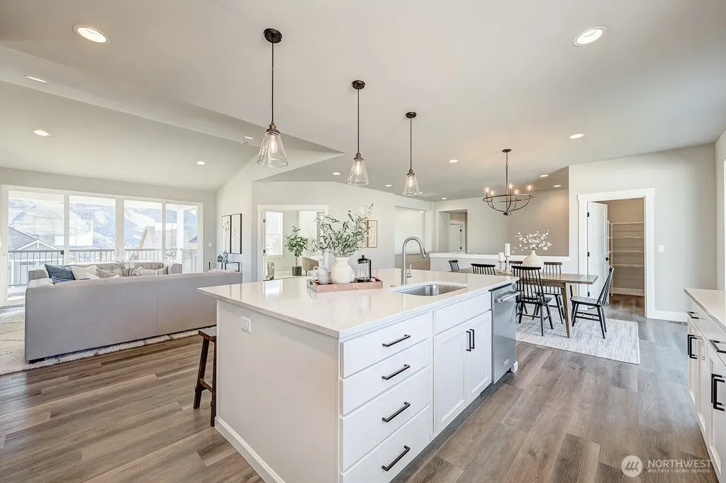 651 S Juli Avenue East Wenatchee WA 98802