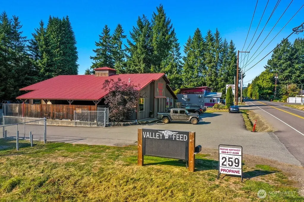 461 NE Old Belfair Highway Belfair WA 98528