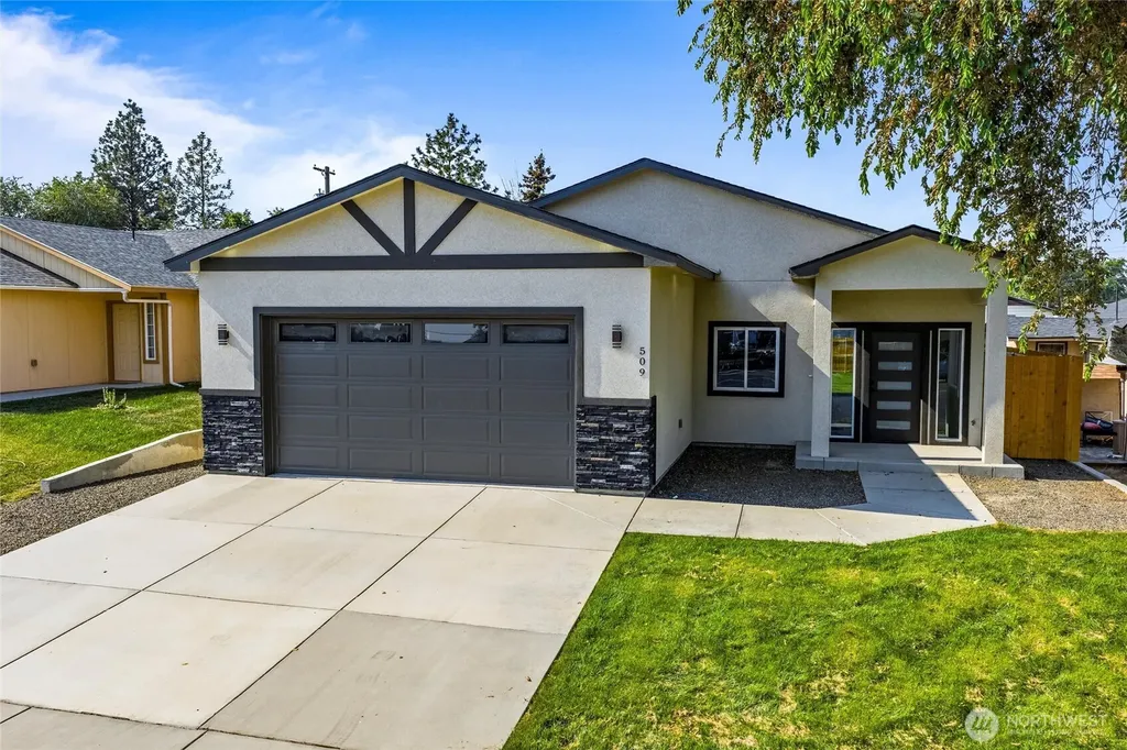 509 S Main Street Warden WA 98857