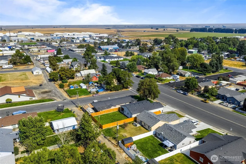 509 S Main Street Warden WA 98857