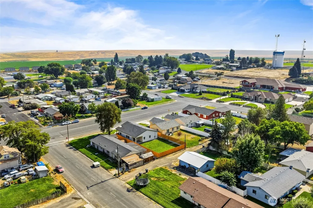 509 S Main Street Warden WA 98857