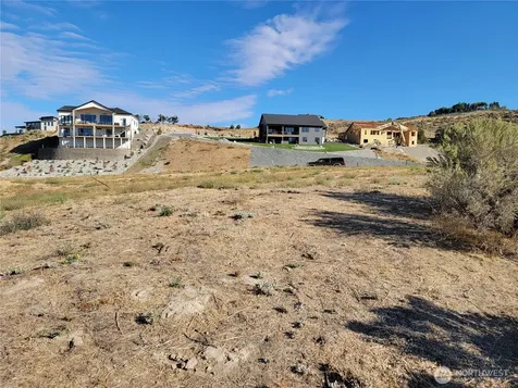 211 Viewland Way Chelan WA 98816
