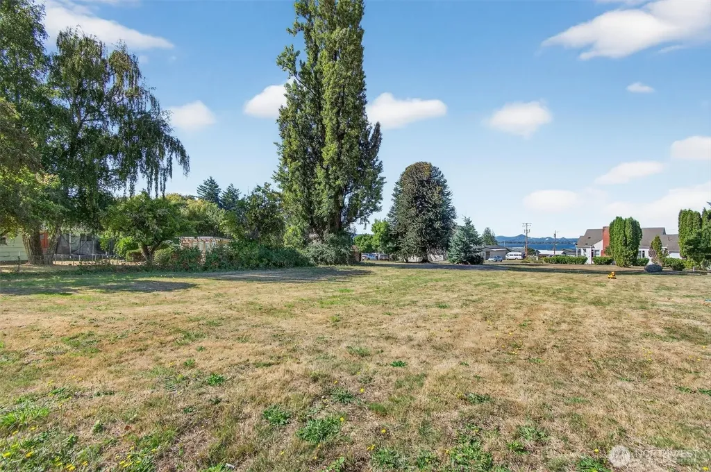 198 Alder Street Cathlamet WA 98612